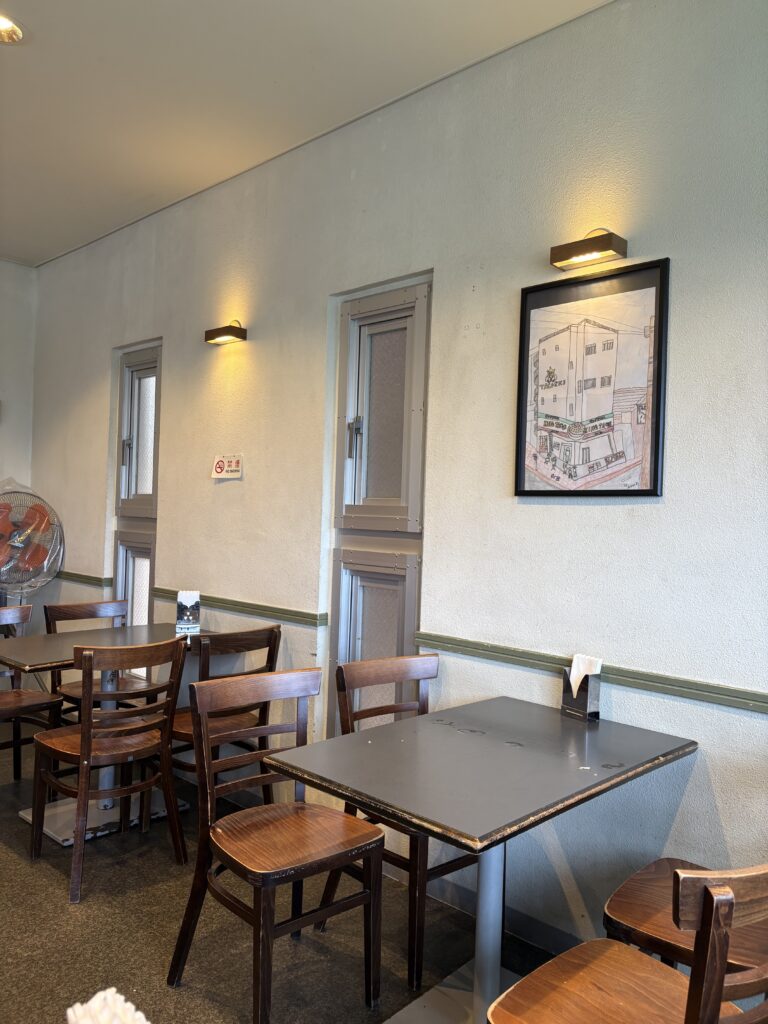 キングタコス 金武本店 内観