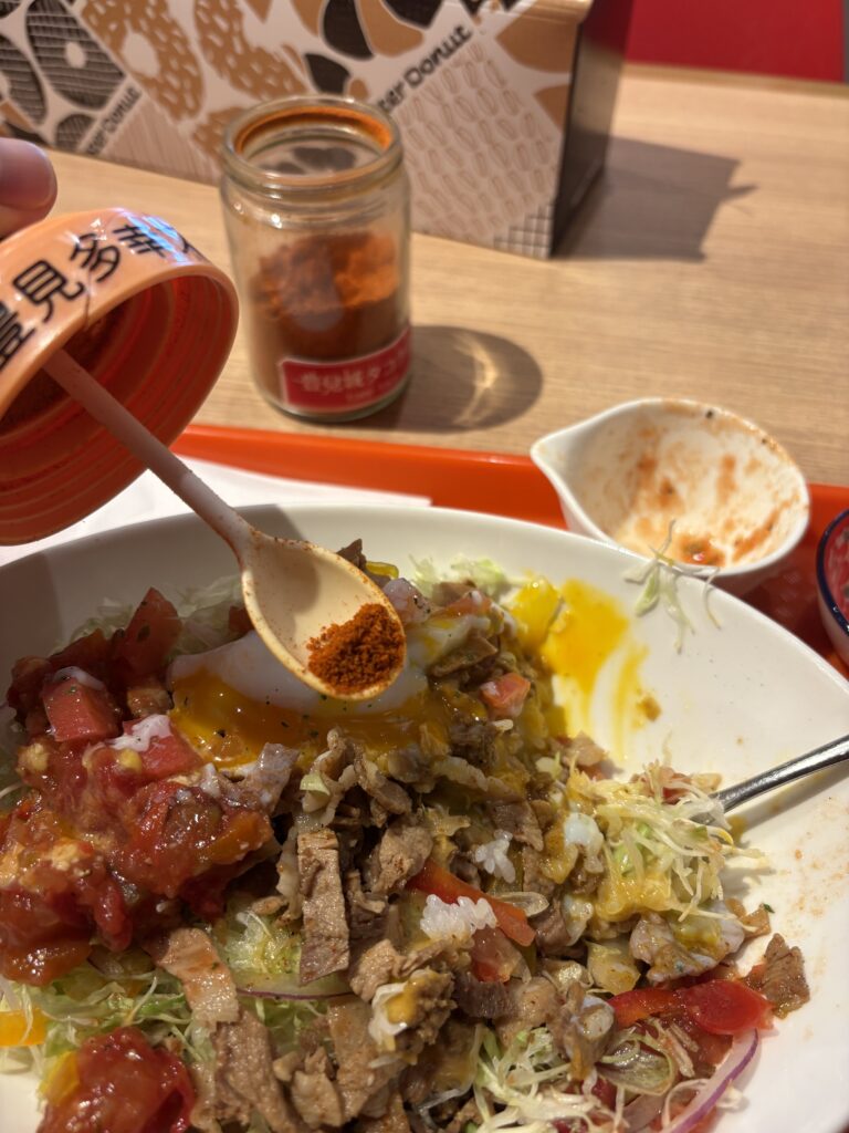 豊見城タコライス 料理