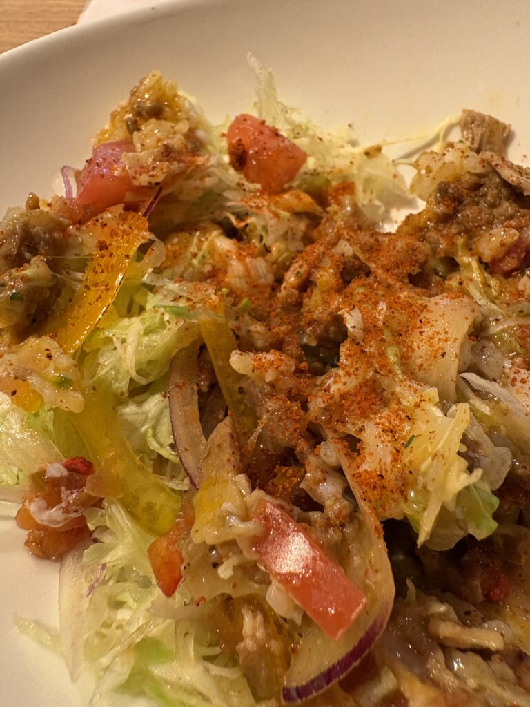 豊見城タコライス 料理