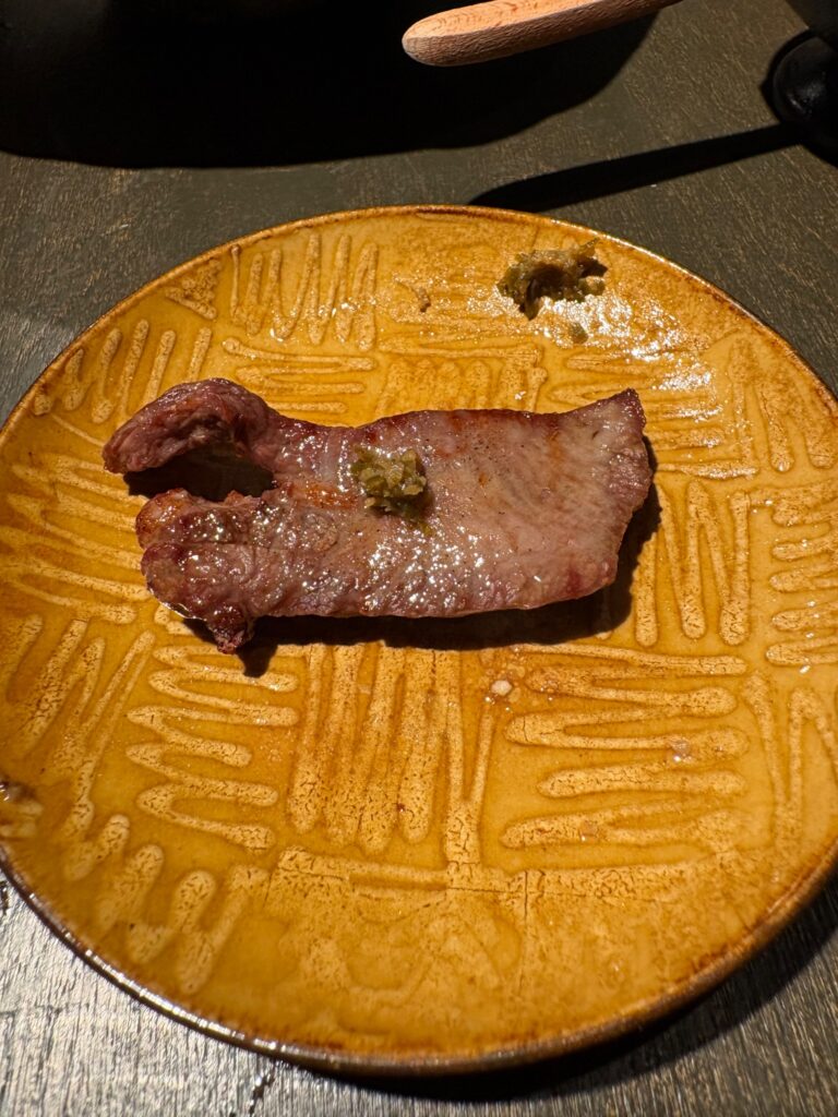 伊達しゃもじ 焼かれた仙台牛タンの旨味