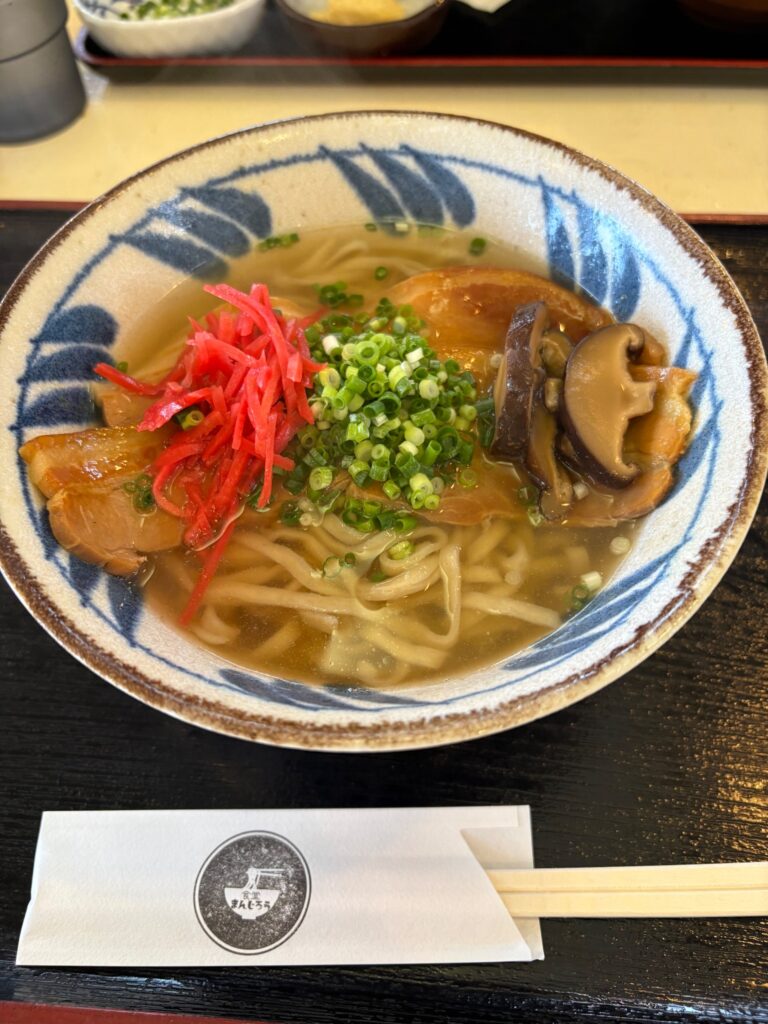 まんじろう 名物 宜野座そば